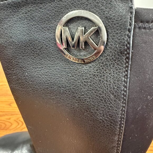 Michael Kors Emma Lily Side Zipper Black Boots Girls Size 4 - Picture 4 of 12